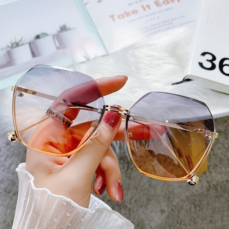 Trendy Frameless Sunglasses for Women - UV Protection