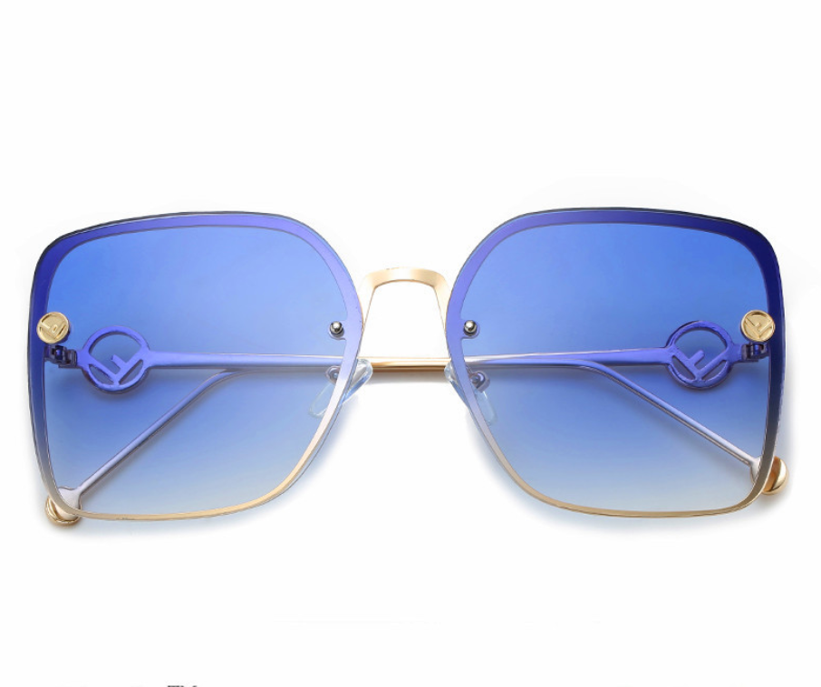 Grace Fashionable Square Sunglasses  for Women