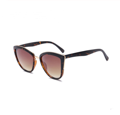 Grace Classic Cat-eye Sunglasses UV400